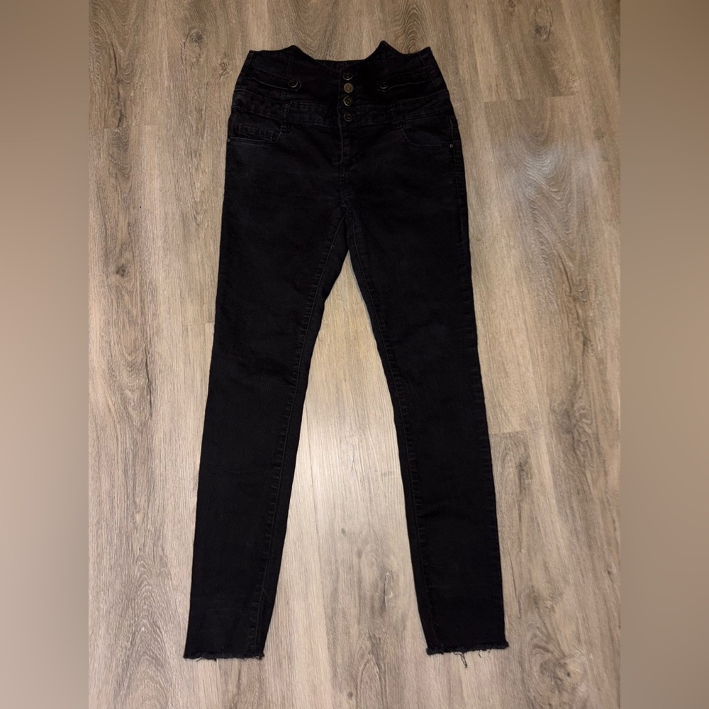 Max | Black Buttonfly Jeans
